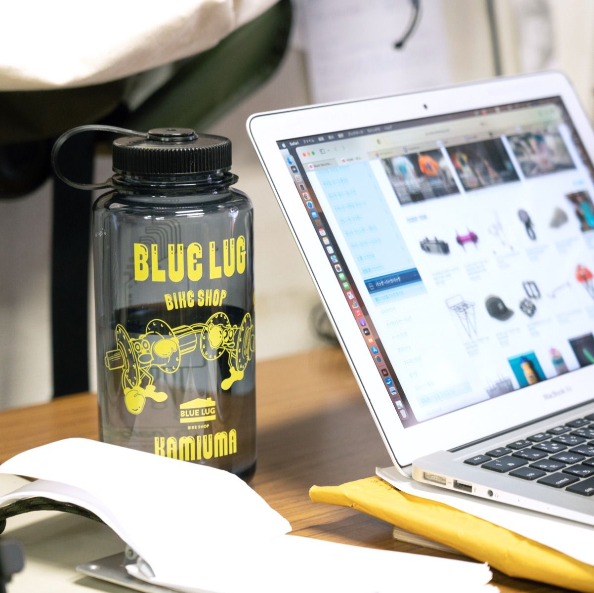 BLUE LUG Kamiuma Nalgene Bottle 1.1L - Black Clear