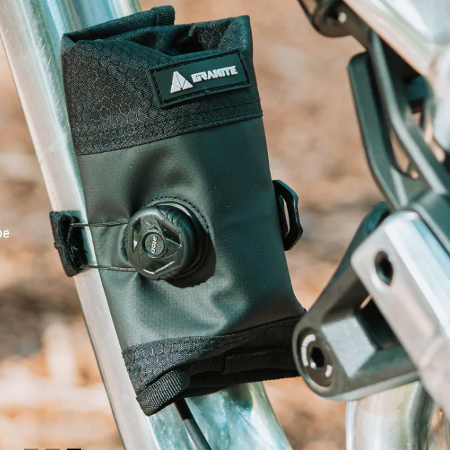 GRANITE DESIGN Quiver Roll up Saddle Bag