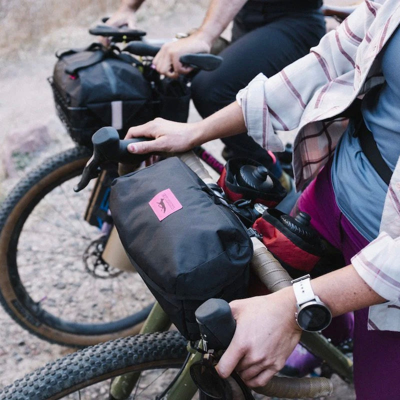 SWIFT INDUSTRIES Capstone Handlebar Bag - Black