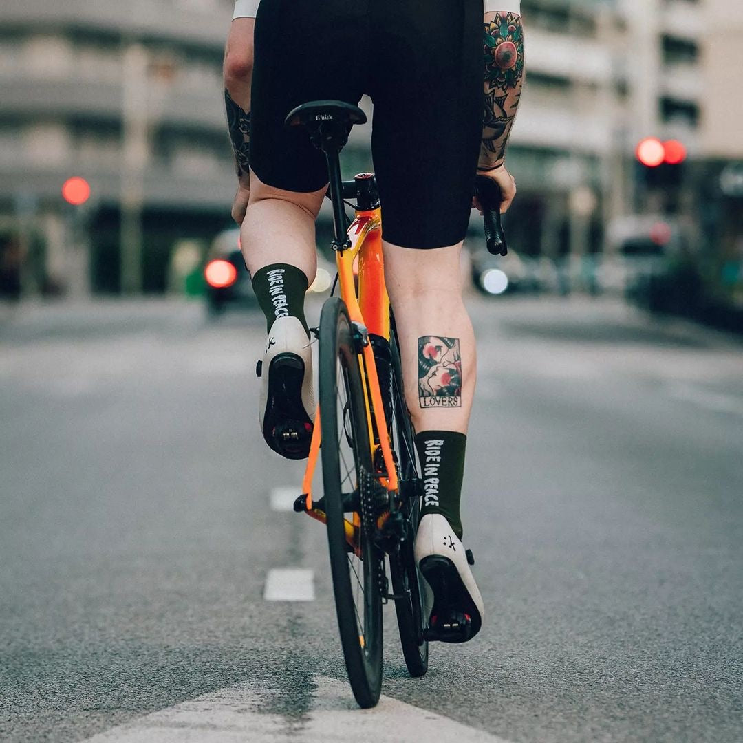 PACIFIC AND CO Cycling Socks - Ride In Peace - Olive