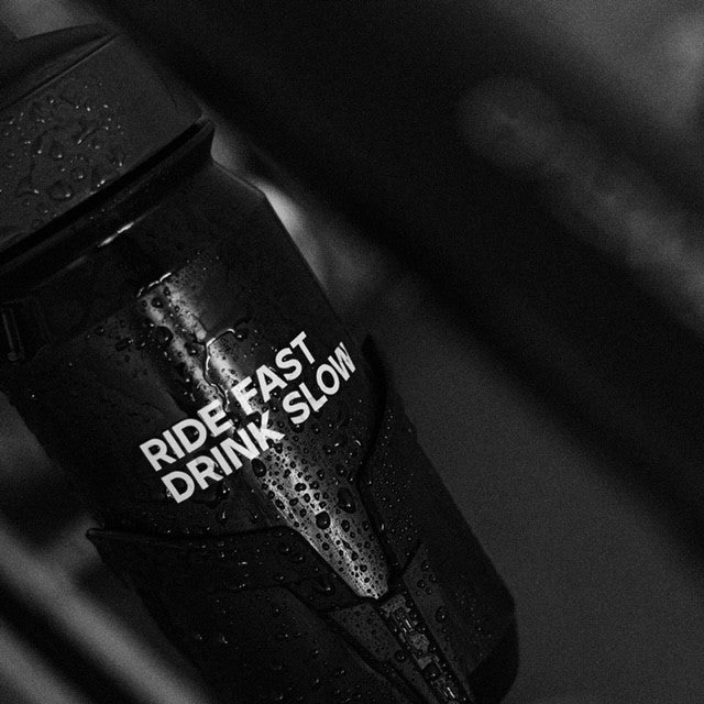 COIS Ride Fast Drink Slow Bidon