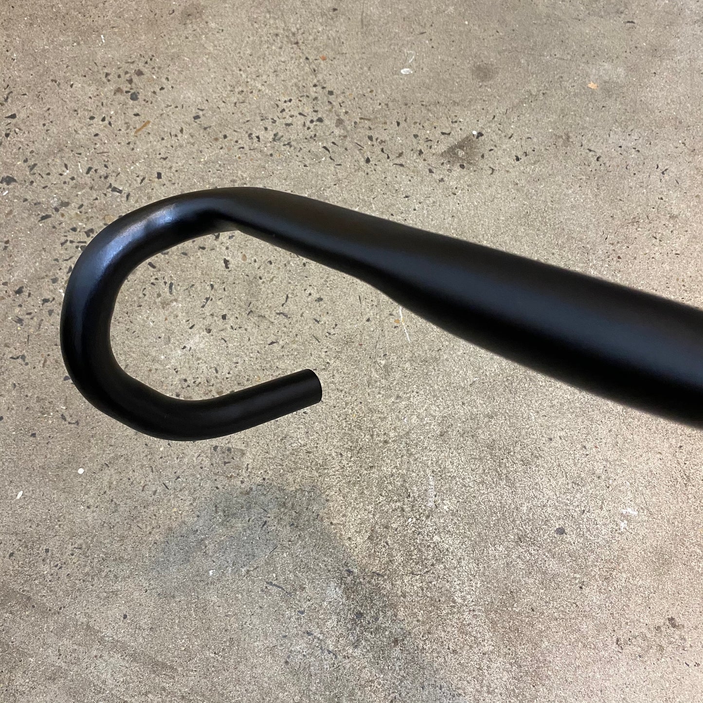 DROPBAR HANDLEBAR 420mm - Black