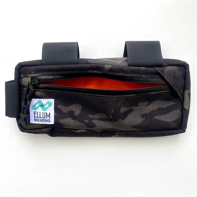ELLUM BAG WORKS Carryout Frame Pack - Black Multicam