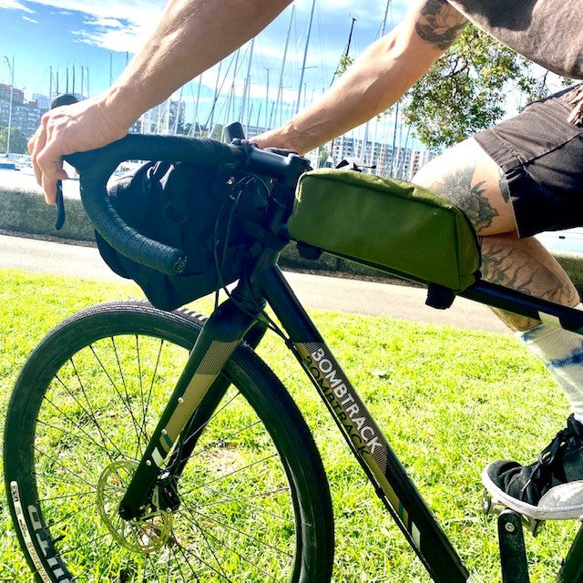 ROAD RUNNER Bluff Top Tube Bike Bag