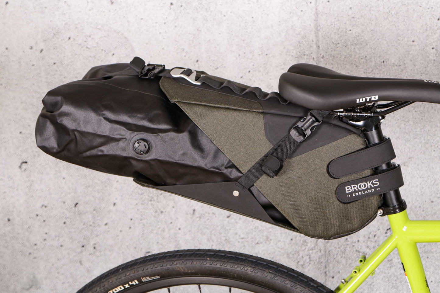 BROOKS ENGLAND Scape Seat Bag