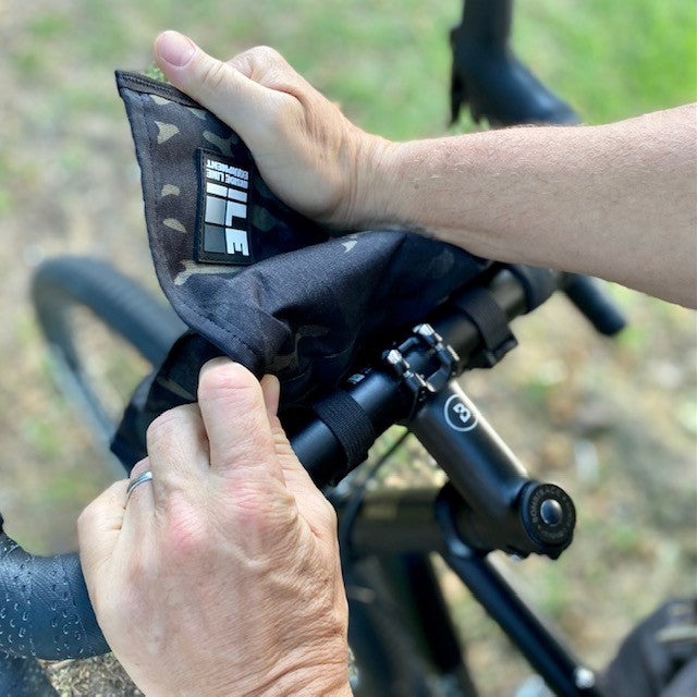 INSIDE LINE EQUIPMENT Aero Handlebar Bike Bag - Multicam Black XPAC
