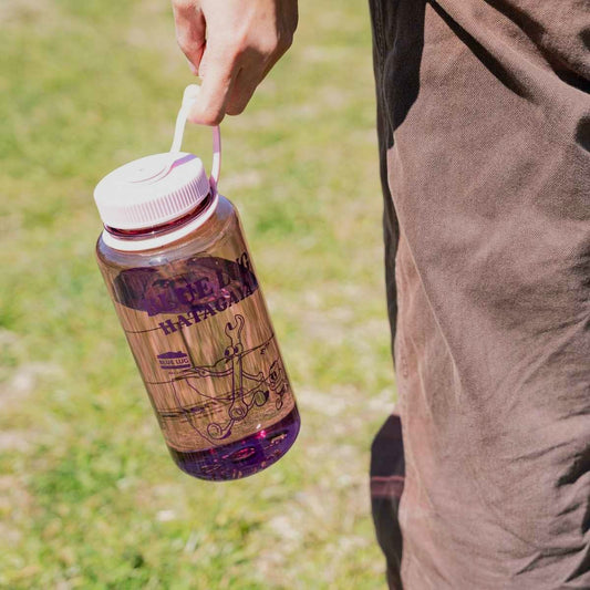 BLUE LUG Hatagaya Nalgene Water Bottle 1.1L - Cherry Blossom