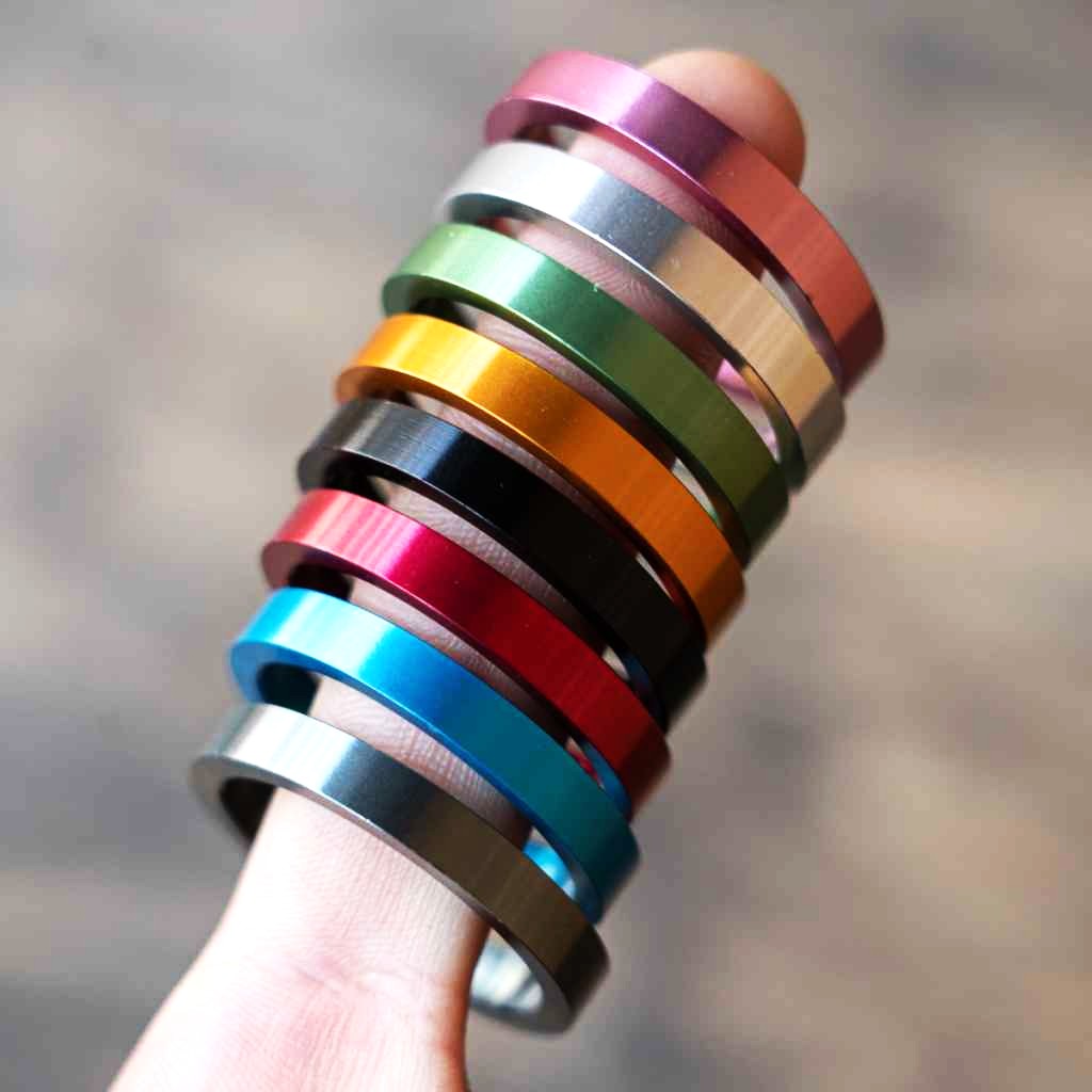 BLUE LUG 1-1/8 inch aluminium colour spacer