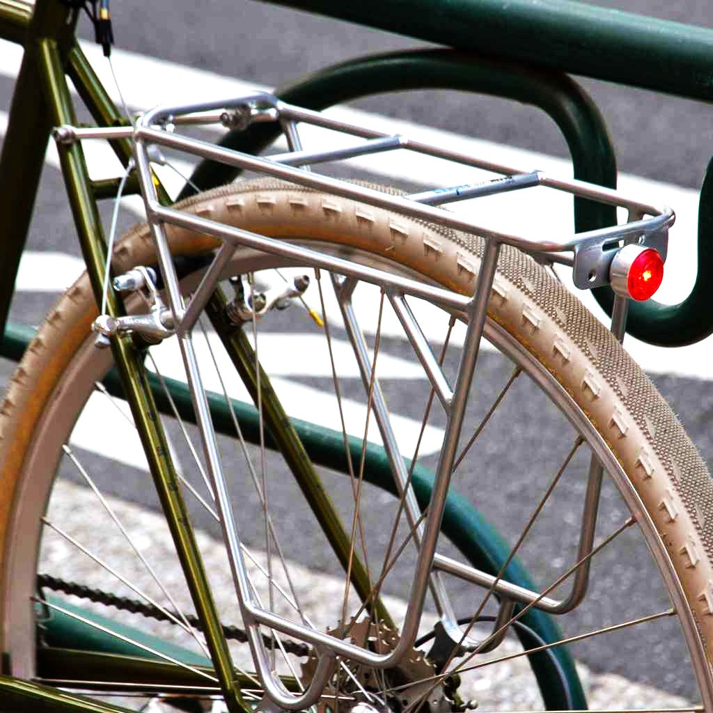 BLUE LUG Koma Bike Rear Light - Silver