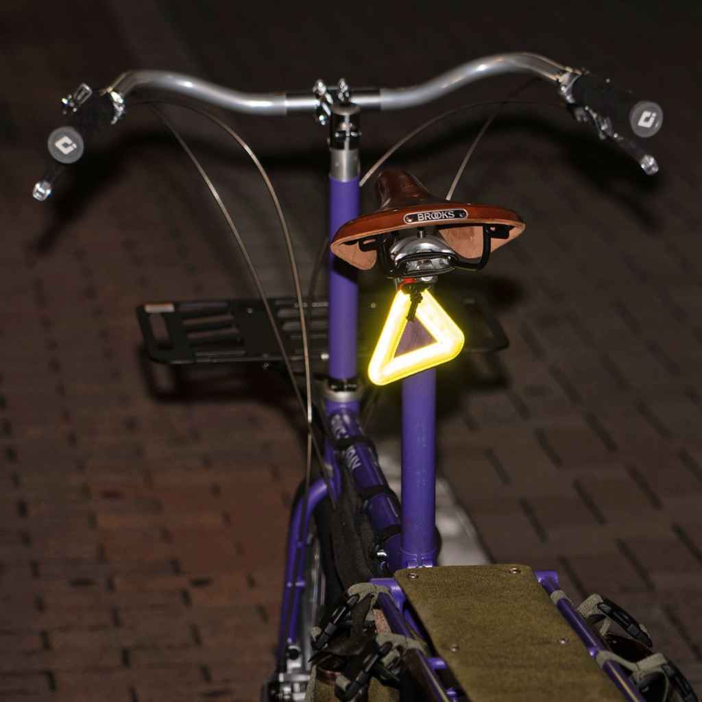 Blue Lug Triangle Reflector