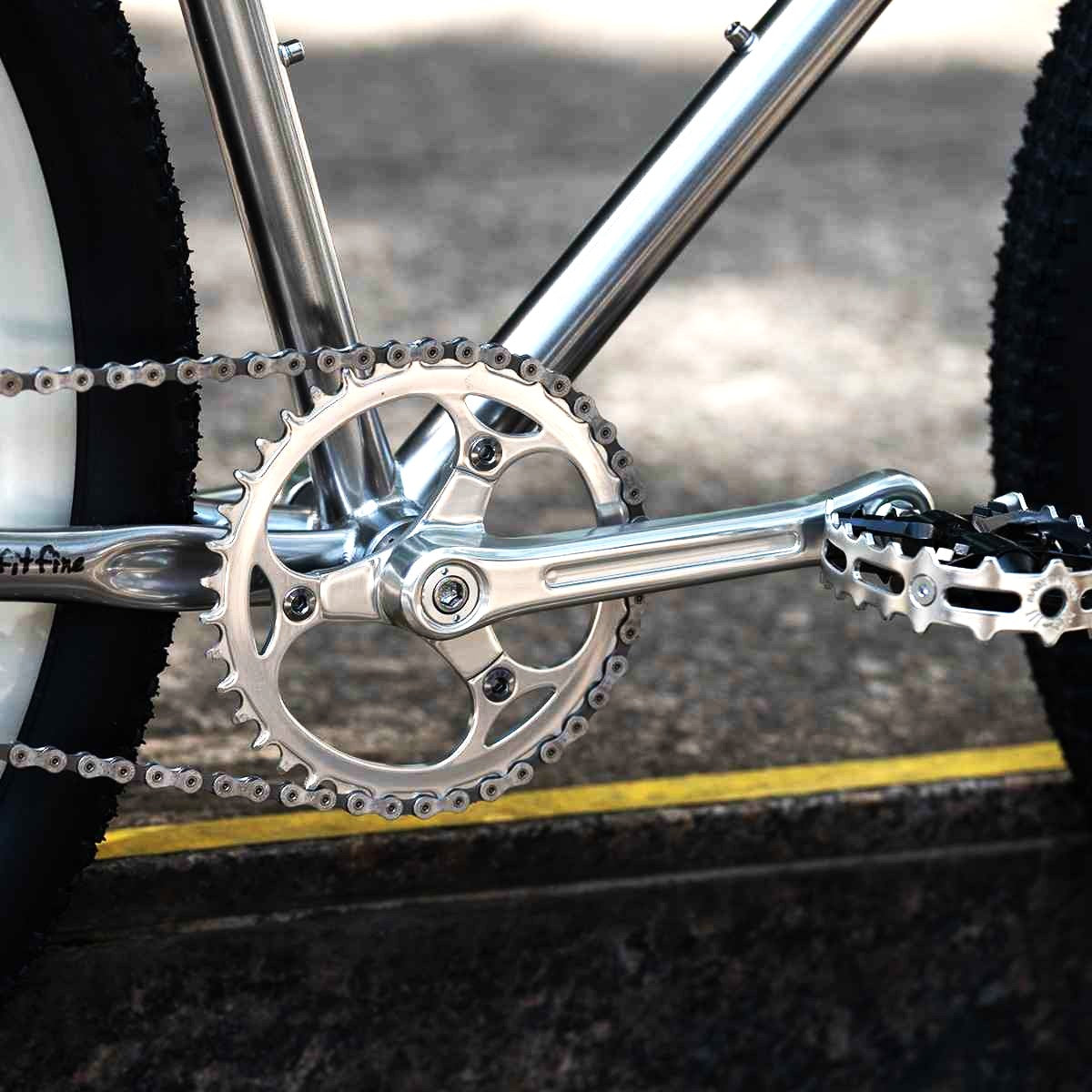 BLUE LUG YMK Crank Set