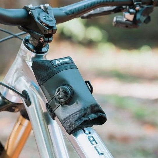 GRANITE DESIGN Quiver Roll up Saddle Bag