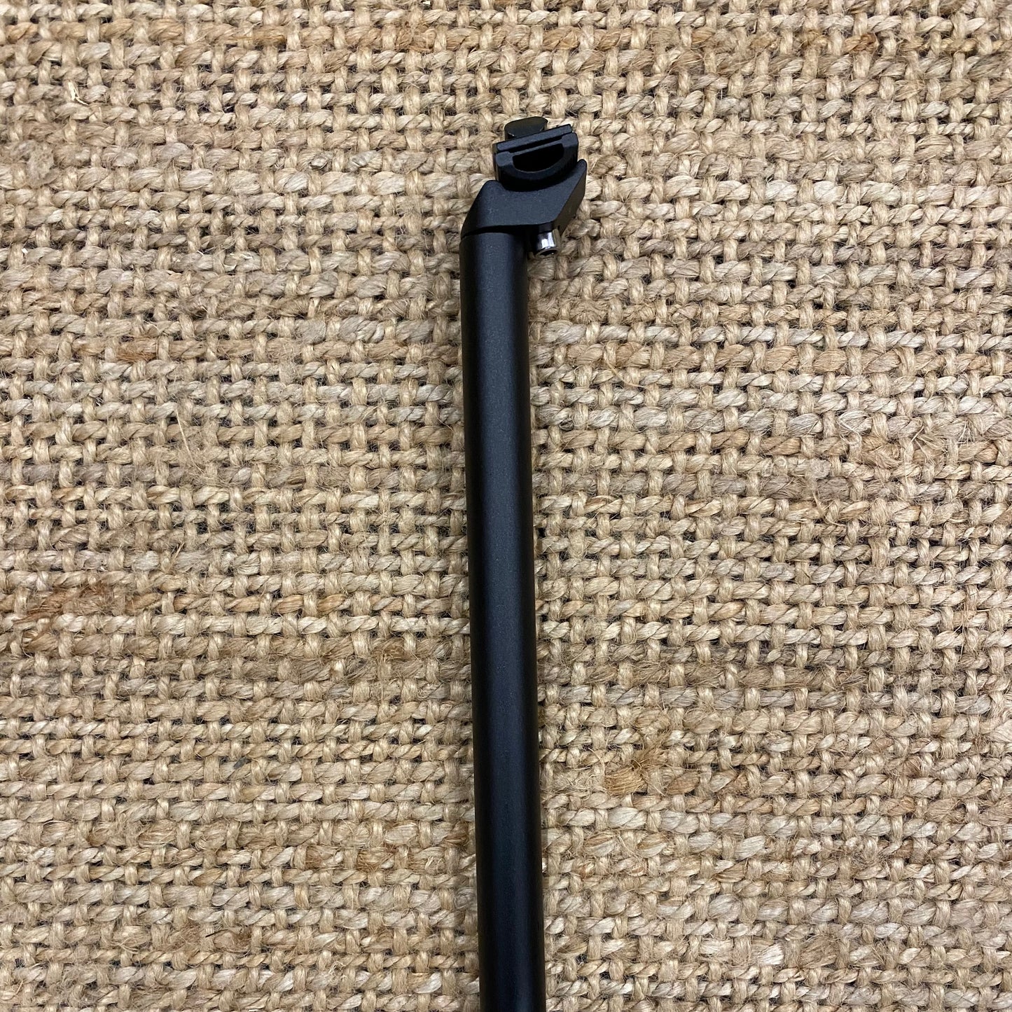 SEATPOST - 27.2mm - Matte Black