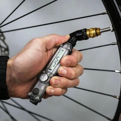 LEZYNE Digital Check Drive