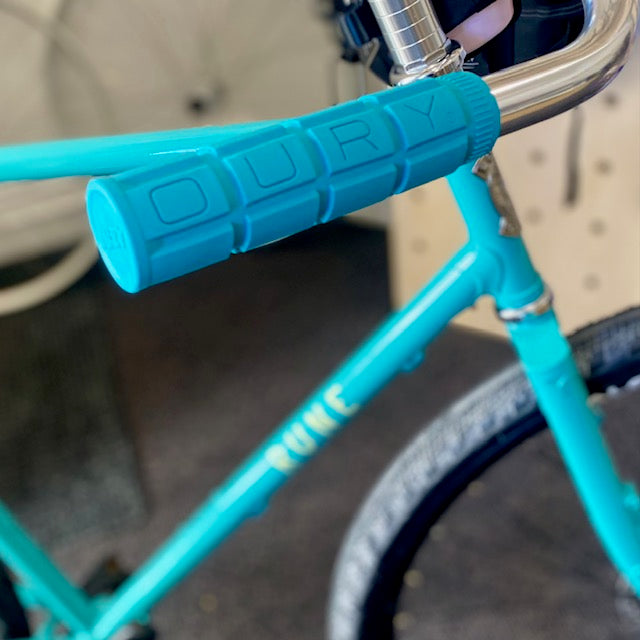 OURY Single Compound V2 Handlebar Grips