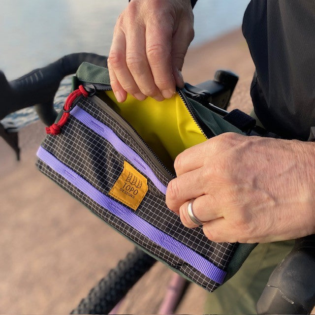 TOPO DESIGNS Handlebar Mountain Bike Bag - Very Peri / Forest