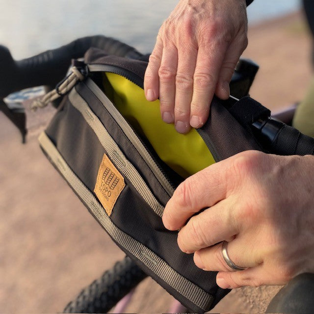TOPO DESIGNS Handlebar Mountain Bike Bag - Black / Neutral