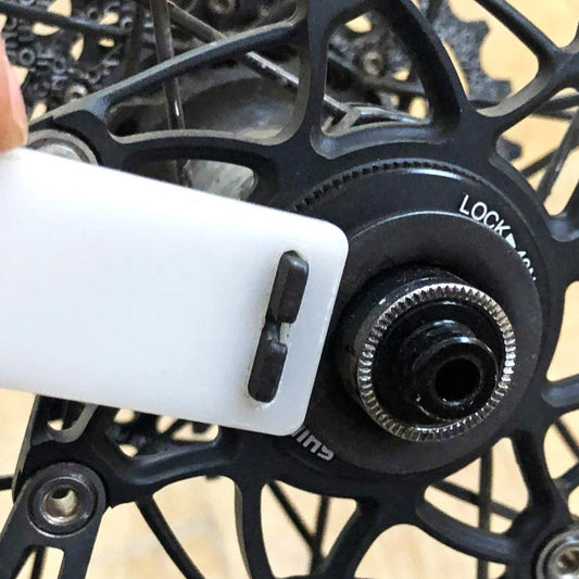 UNIOR 2 in 1 pocket spoke and cassette lockring tool