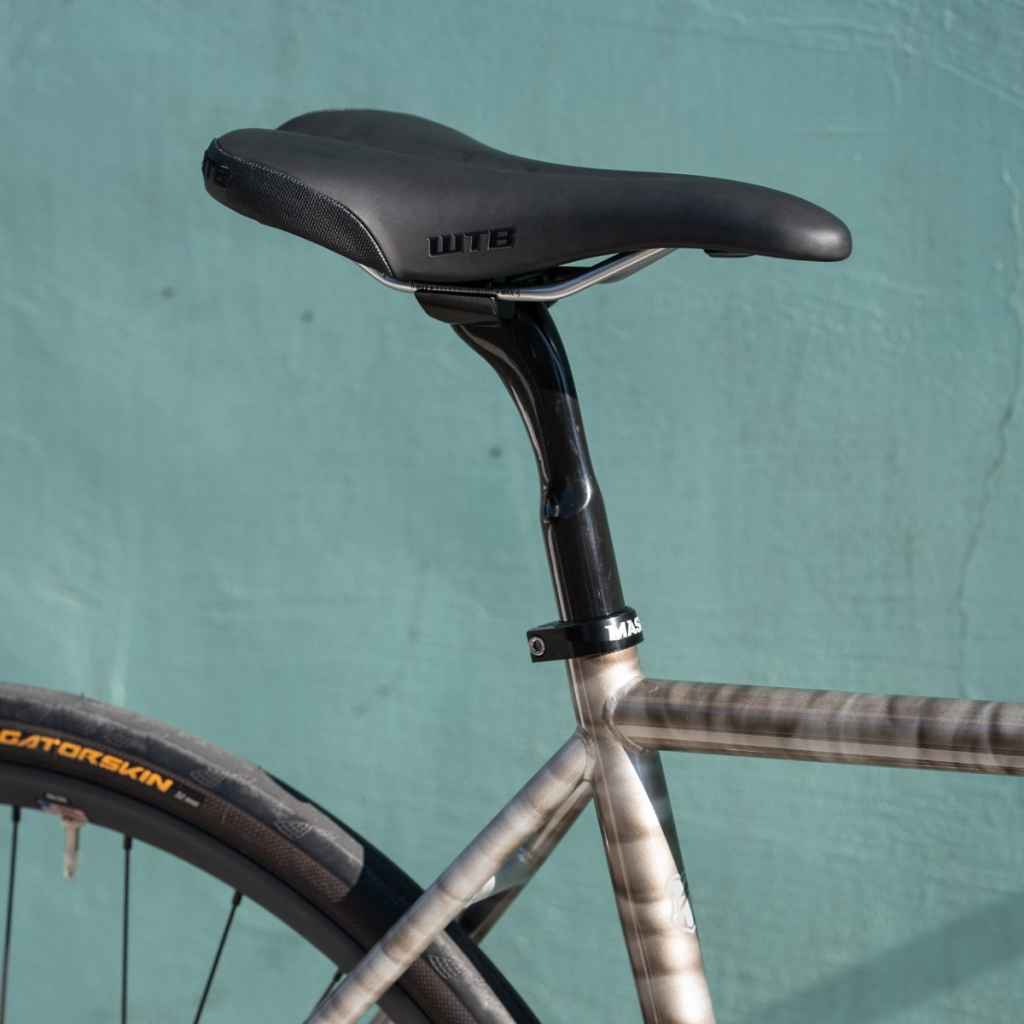 WTB Silverado Race Saddle Blue Lug Special Edition - All Black