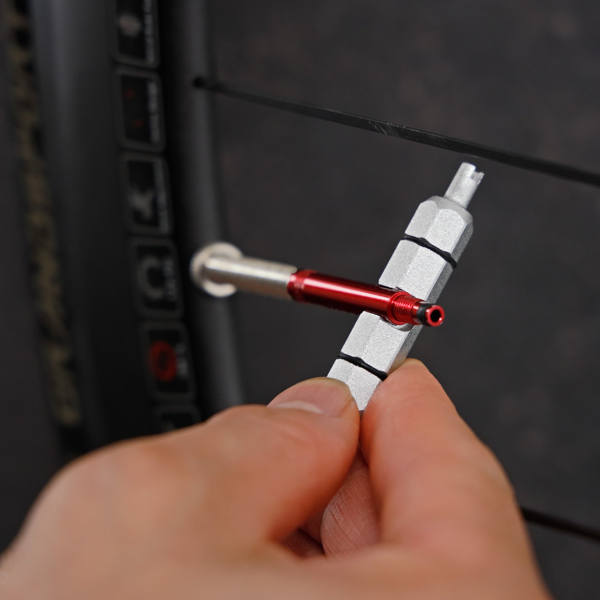 BIKEHAND Valve Wrench