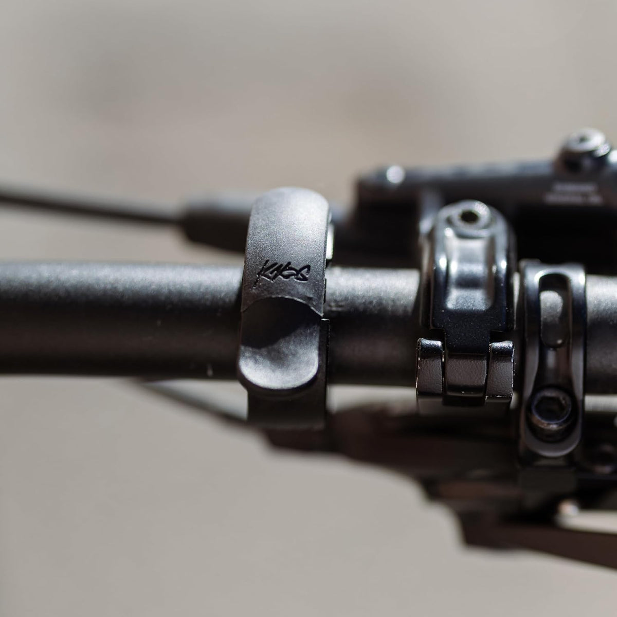KNOG Oi Prima Bike Bell - Anthracite