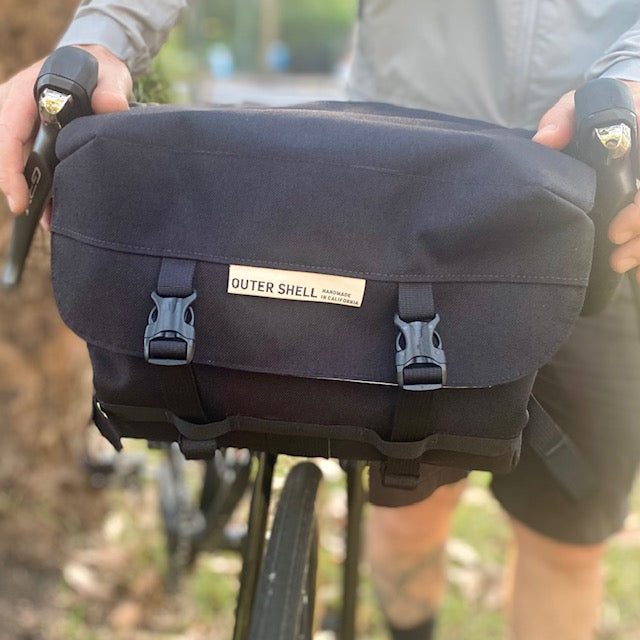 OUTER SHELL Mega Handlebar Bag - Black