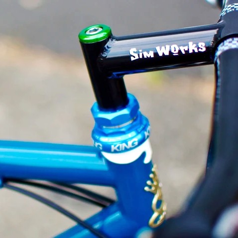 SIMWORKS Gettin’ Hungry Stem 4-Bolt Faceplate