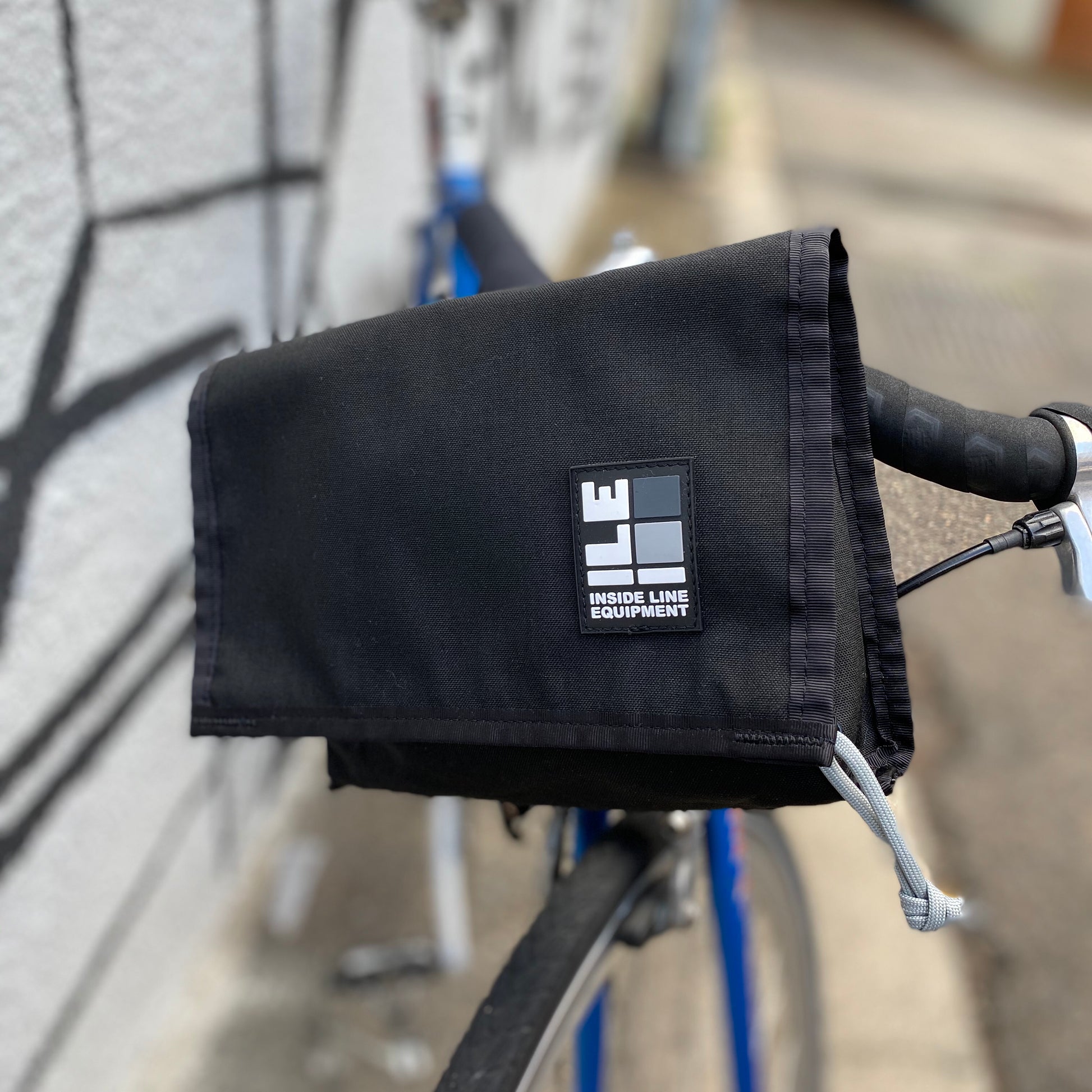 ILE - Aero Bar Bag